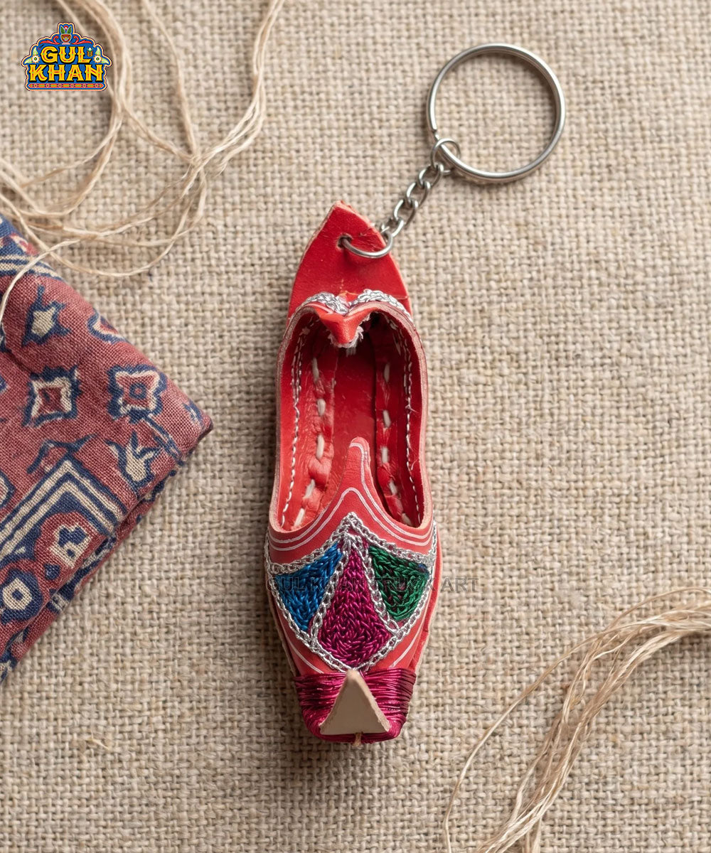 Red Traditional Khussa Keychain