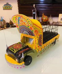 Food & Stationery Truck Design 0006
